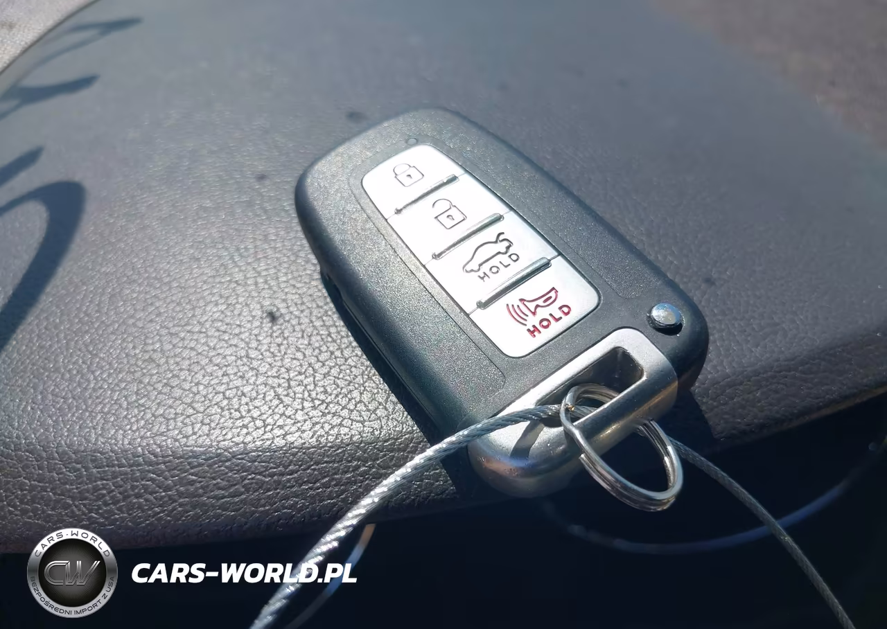 2012 Hyundai Sonata Hybrid VIN:KMHEC4A42CA023540 - 11