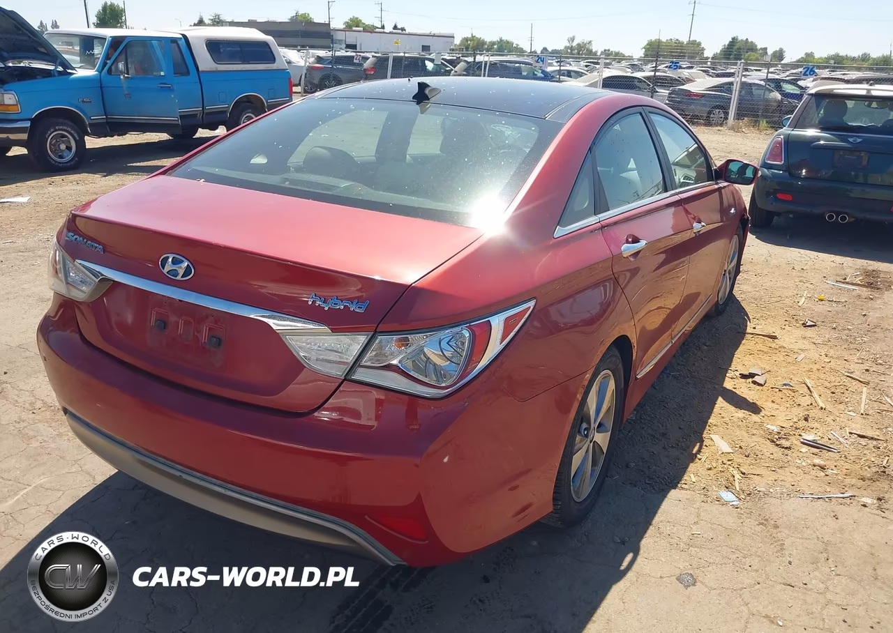 2012 Hyundai Sonata Hybrid VIN:KMHEC4A42CA023540 - 4