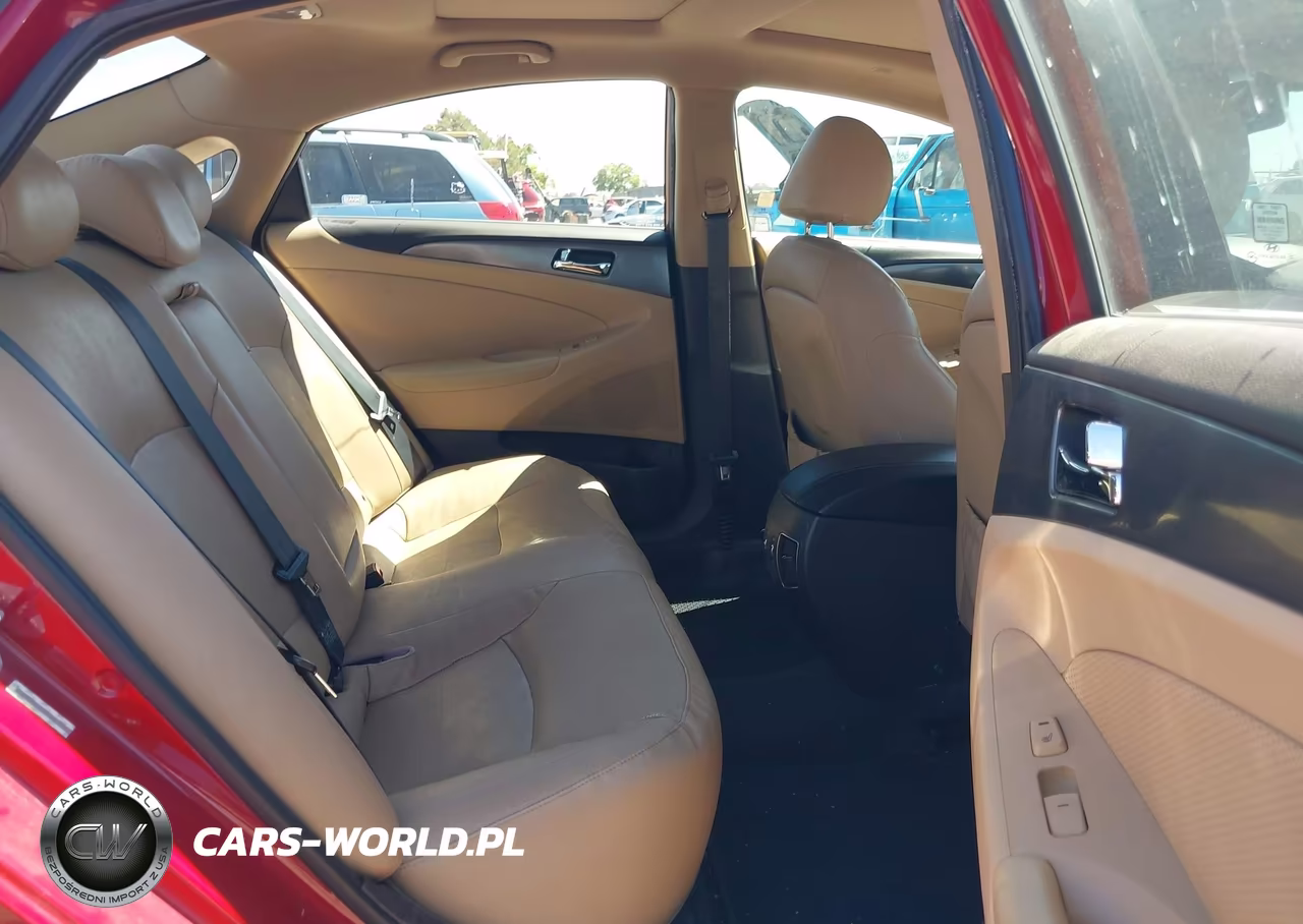 2012 Hyundai Sonata Hybrid VIN:KMHEC4A42CA023540 - 8