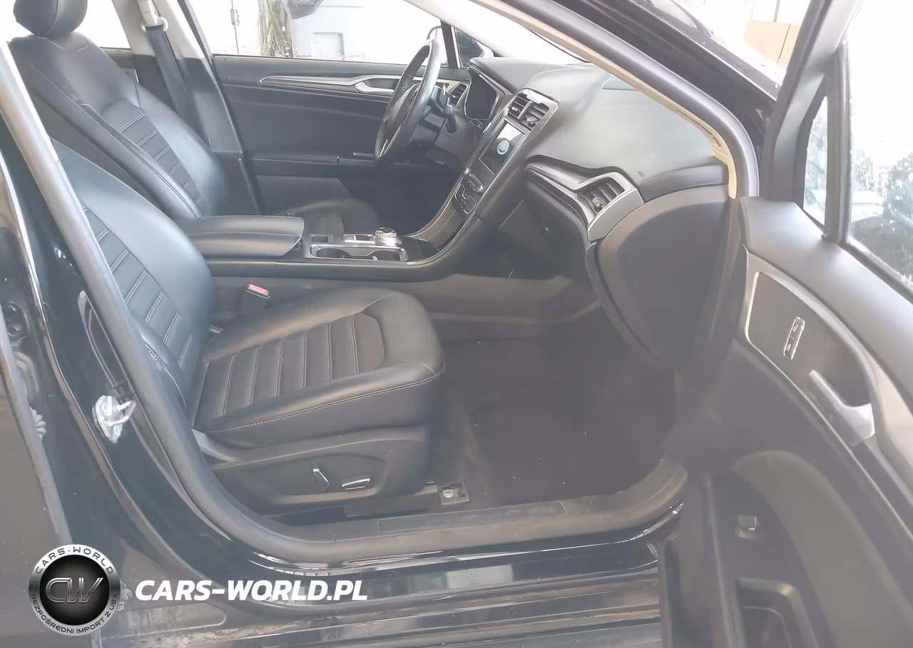 2017 Ford Fusion Se VIN:3FA6P0H95HR322188 - 5