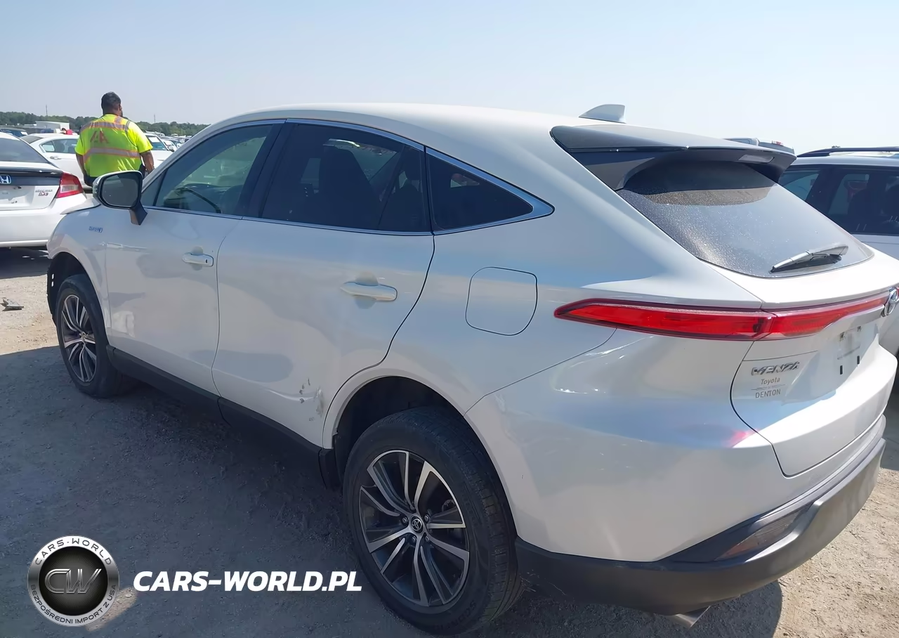 2021 Toyota Venza Le VIN:JTEAAAAH5MJ025886 - 3