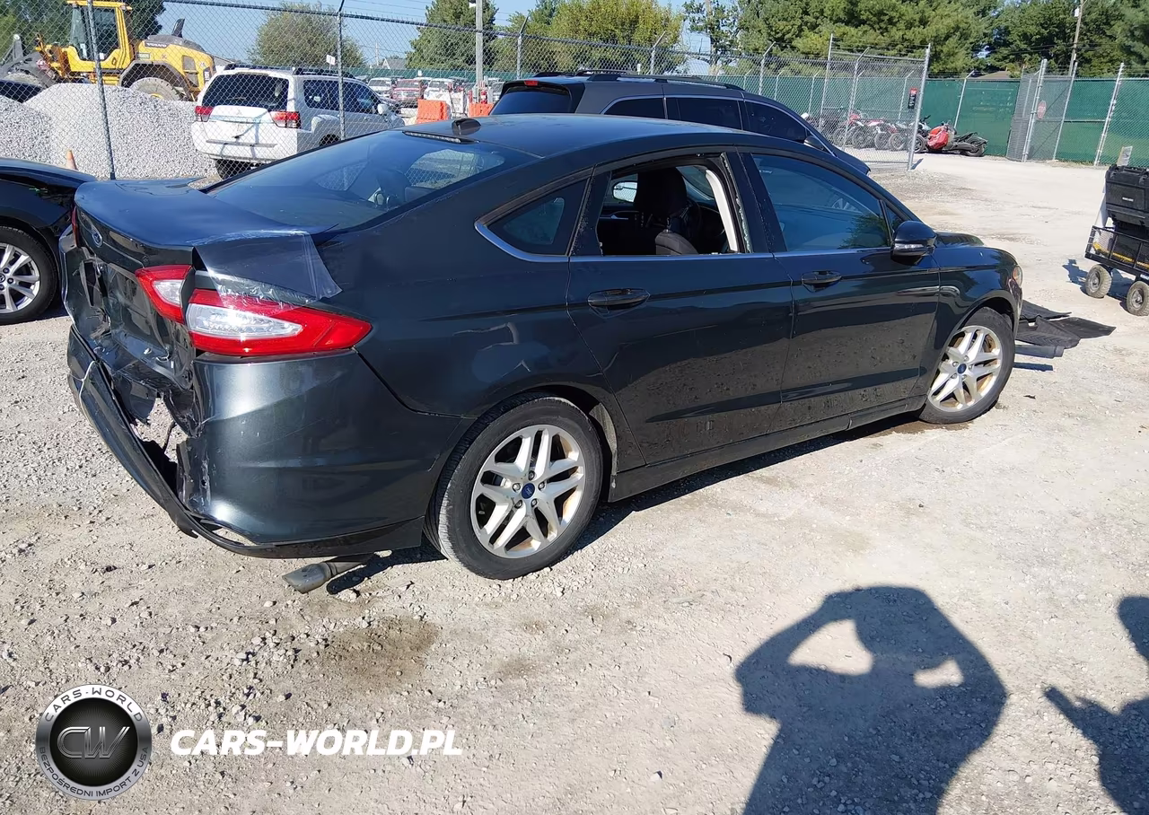 2015 Ford Fusion Se VIN:3FA6P0H77FR192054 - 4