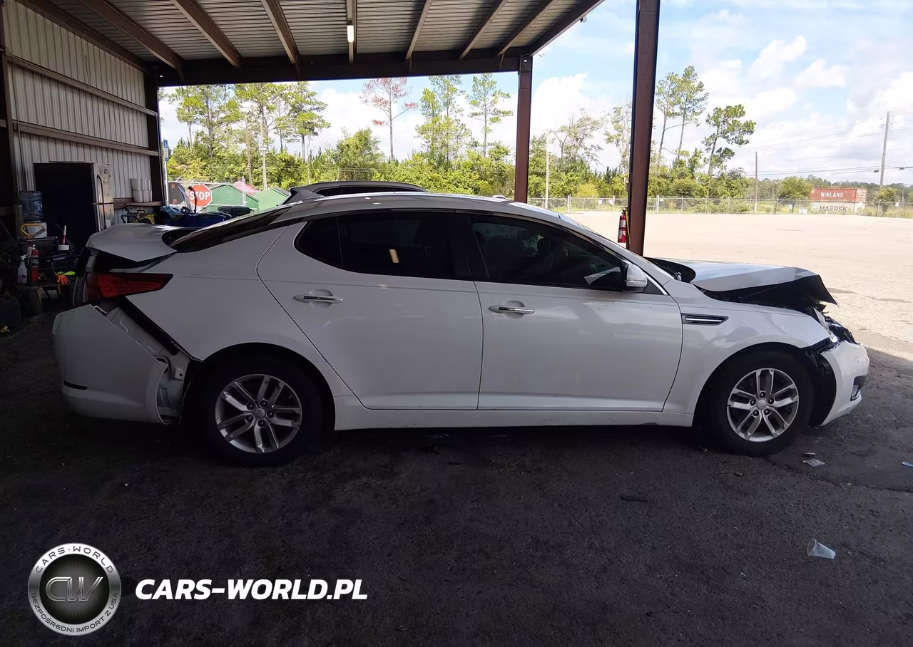 2013 Kia Optima Lx VIN:5XXGM4A71DG095842 - 13