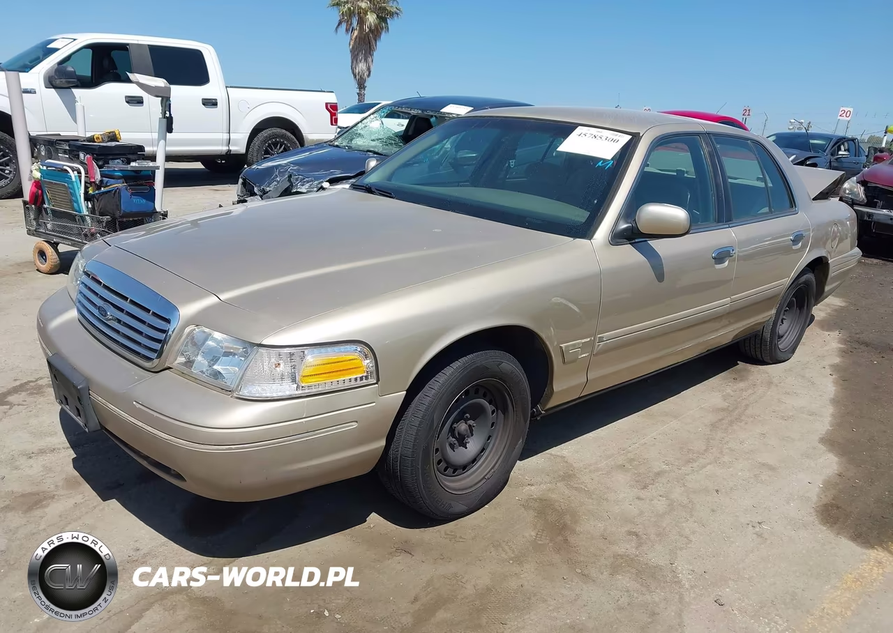2000 Ford Crown Victoria Police Interceptor VIN:2FAFP71W2YX203346 - 2
