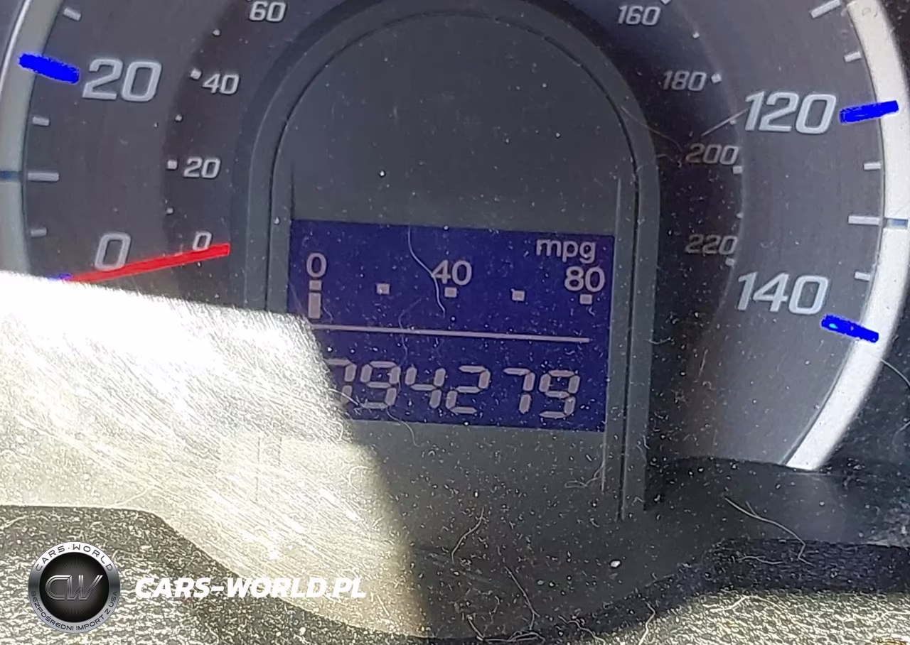 2013 Honda Fit Sport VIN:JHMGE8H58DC073098 - 15