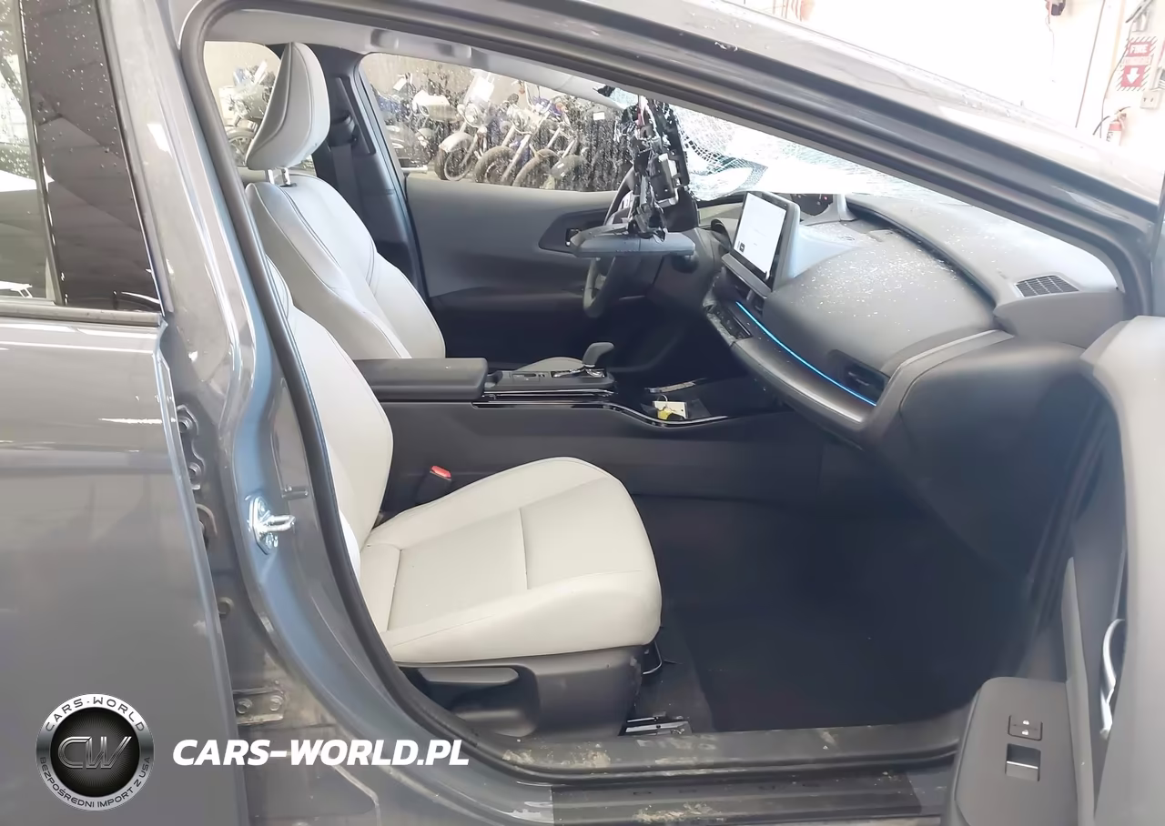 2026 Toyota Prius Limited Awd-E VIN:JTDADABU4T3034959 - 5