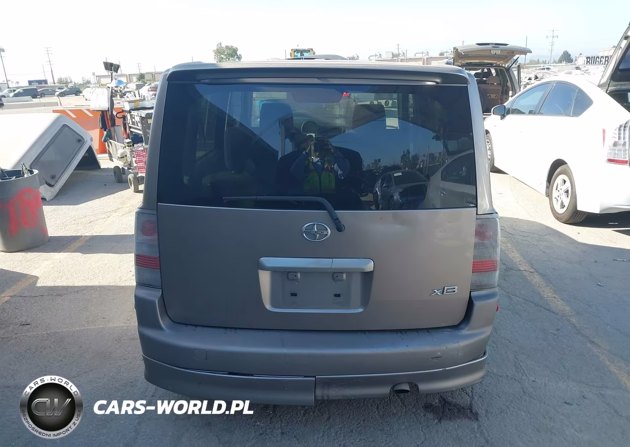 2004 Scion Xb VIN:JTLKT324040146166 - 17