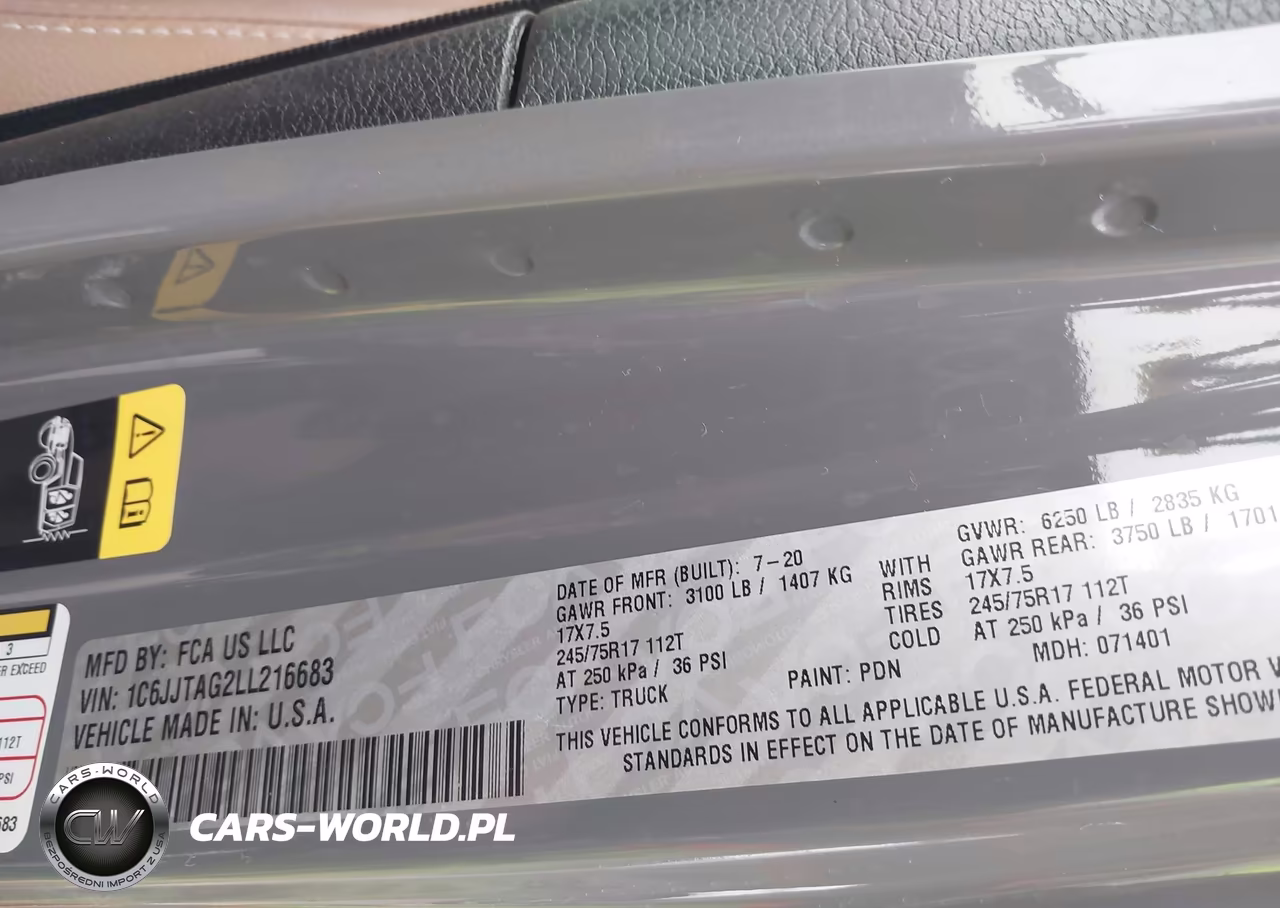 2020 Jeep Gladiator Sport S 4X4 VIN:1C6JJTAG2LL216683 - 9