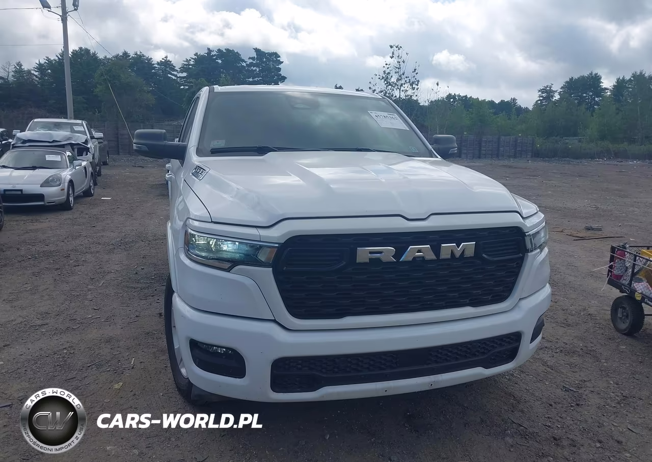 2025 Ram 1500 Big Horn 4X4 5'7 Box VIN:1C6RRFFG0SN608053 - 13