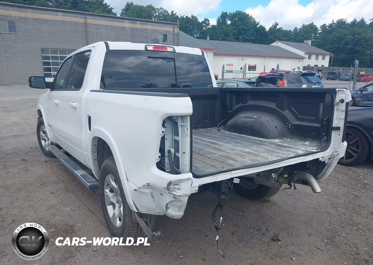 2025 Ram 1500 Big Horn 4X4 5'7 Box VIN:1C6RRFFG0SN608053 - 3
