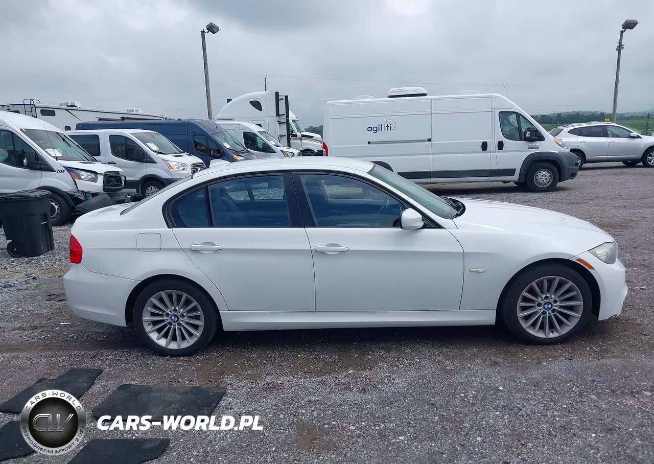2011 BMW 328I xDrive VIN:WBAPK7C55BA971952 - 13
