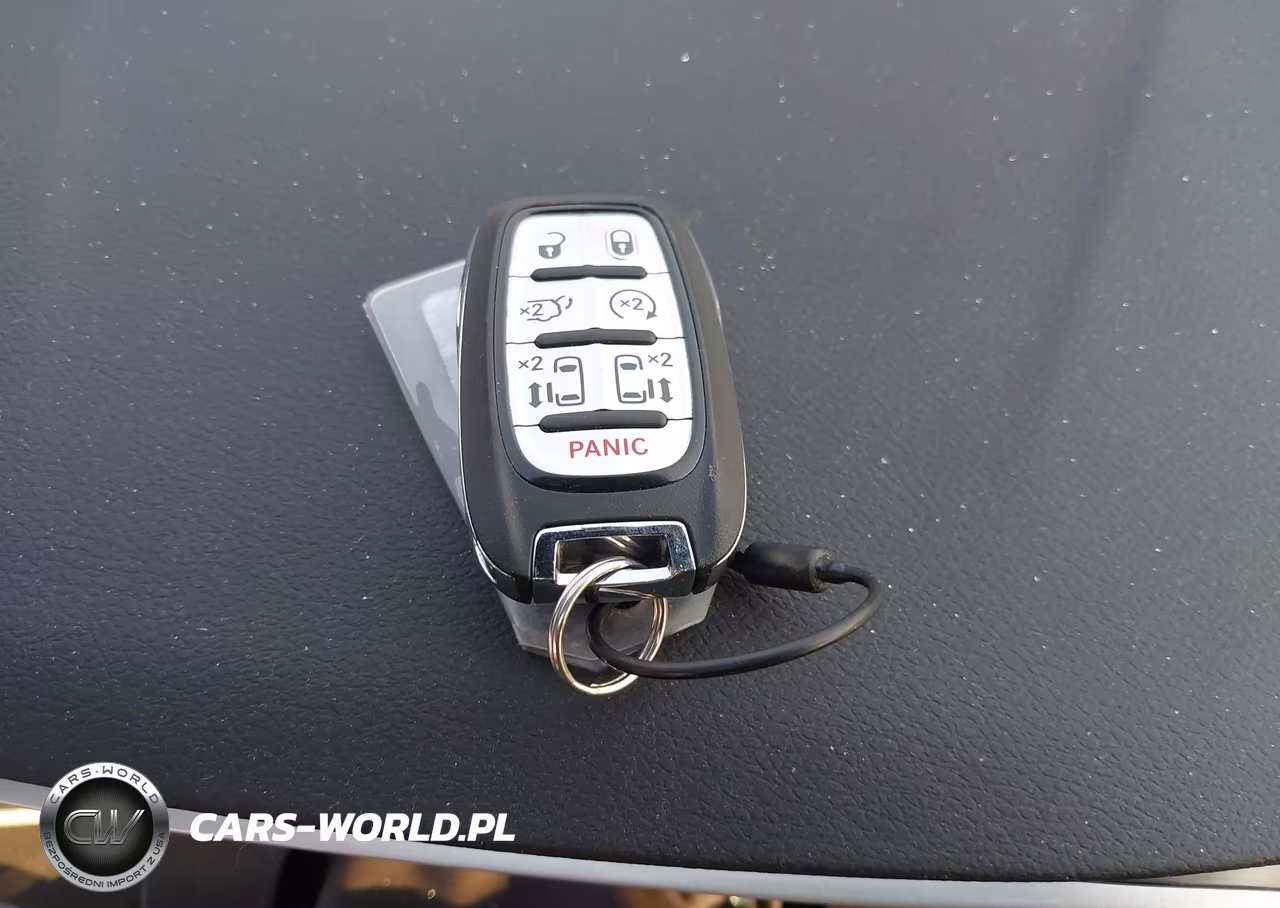 2026 Chrysler Pacifica Select VIN:2C4RC1BG8TR254614 - 11