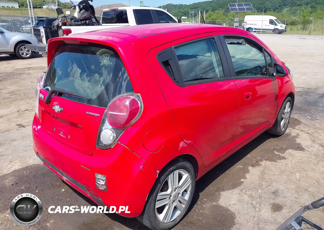 2013 Chevrolet Spark Ls Auto VIN:KL8CB6S91DC624859 - 4