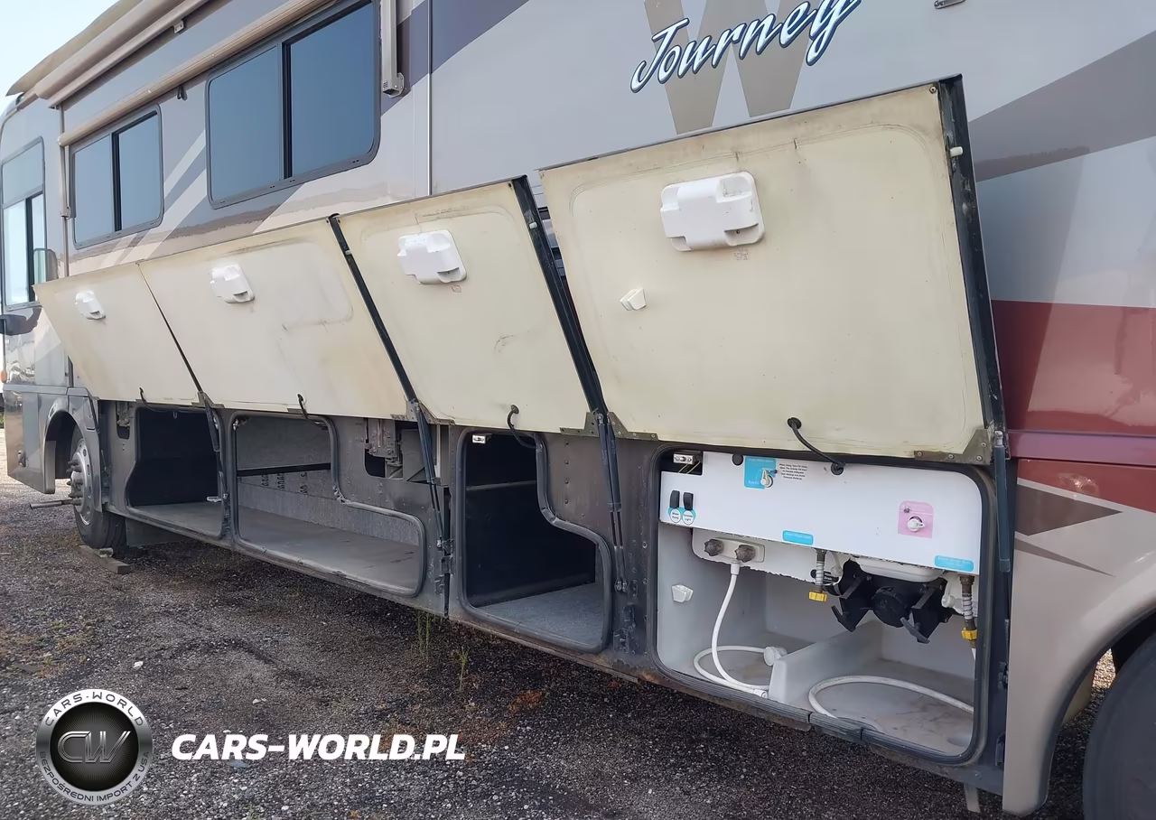 2005 Freightliner Chassis X Line Motor Home VIN:4UZACJDC55CV83057 - 13