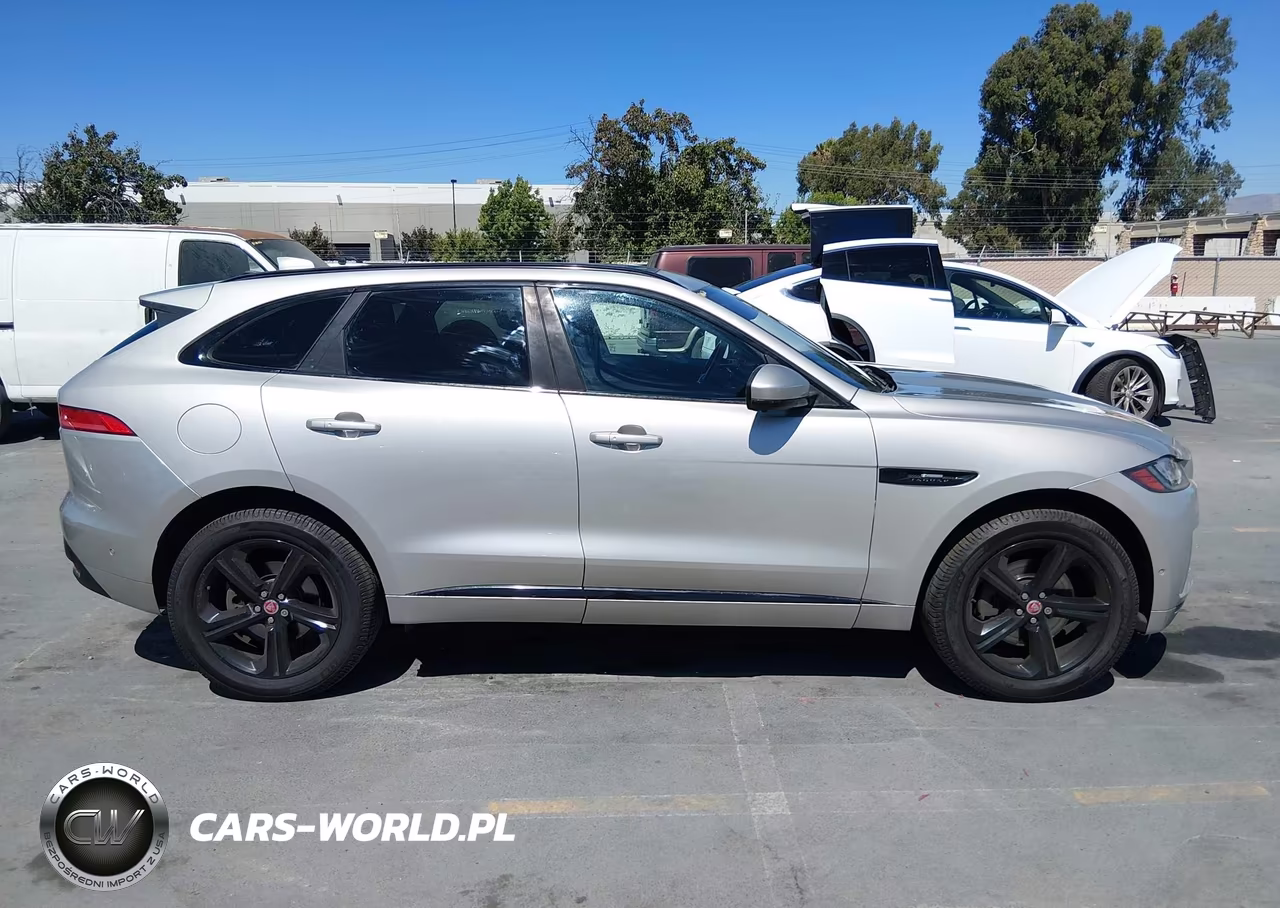 2017 Jaguar F-Pace 35T R-Sport VIN:SADCL2BV7HA489984 - 13