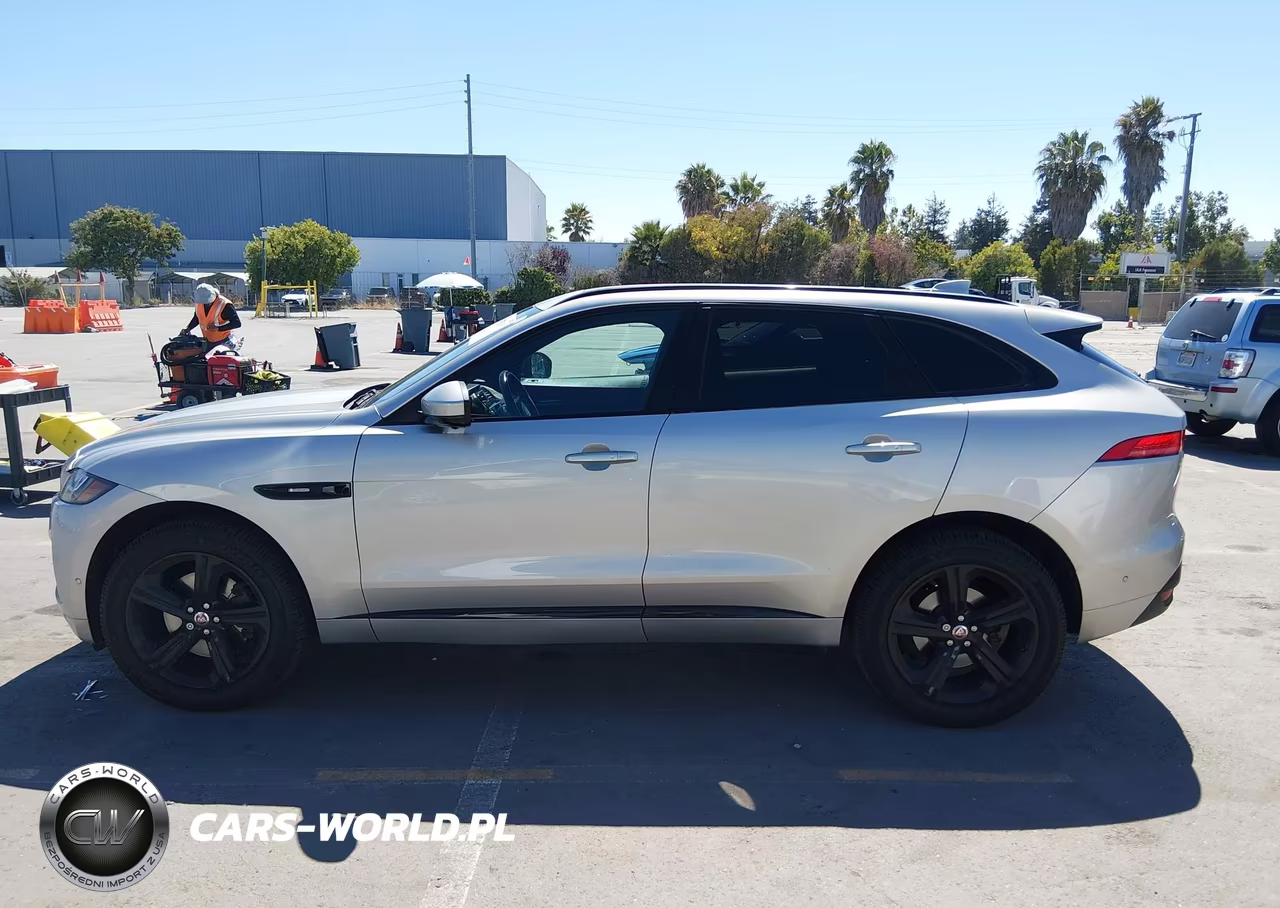 2017 Jaguar F-Pace 35T R-Sport VIN:SADCL2BV7HA489984 - 14
