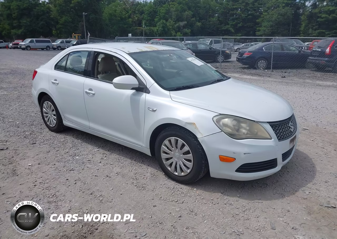 2011 Suzuki Kizashi S – zdjęcie 1 z 11