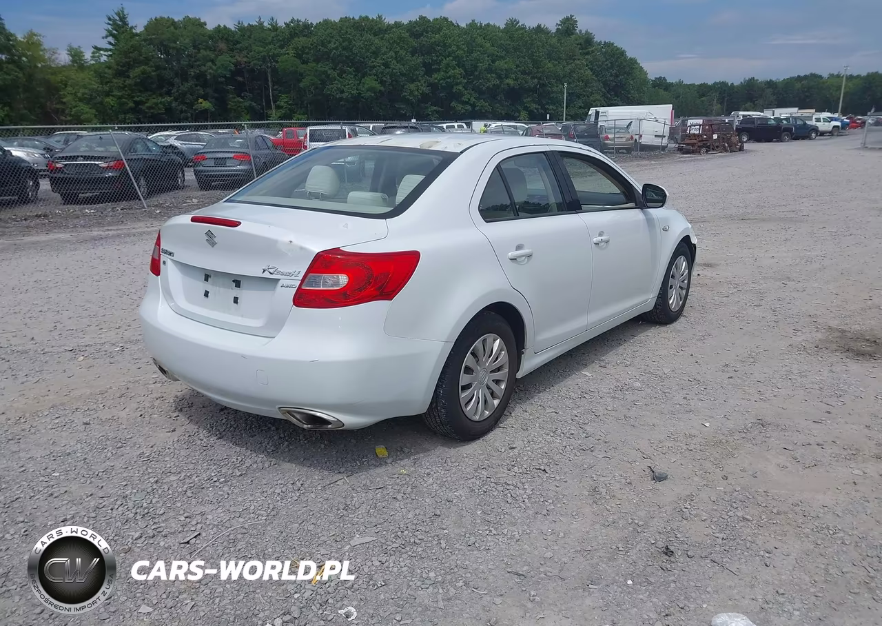 2011 Suzuki Kizashi S VIN:JS2RF9A11B6110062 - 4