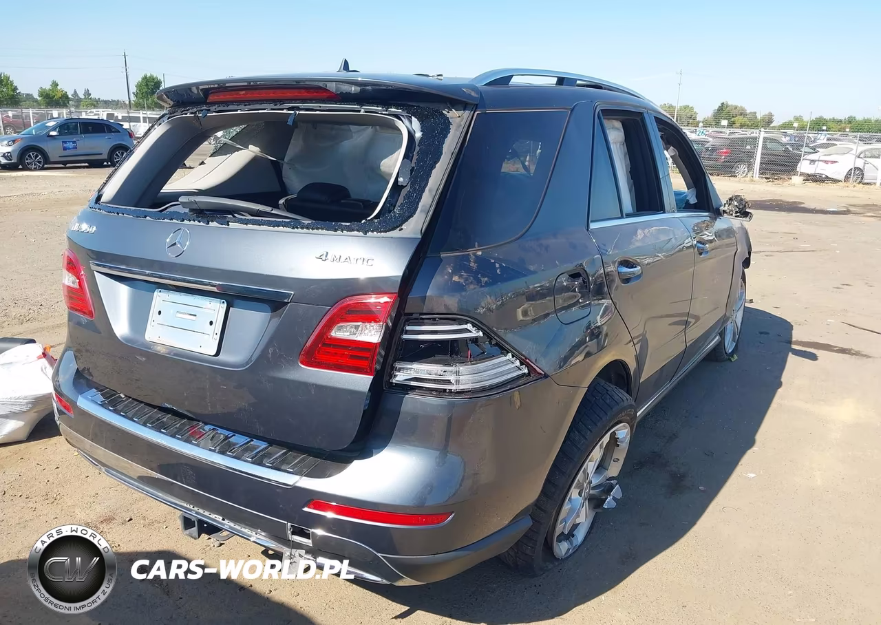 2015 Mercedes-Benz Ml 350 4Matic VIN:4JGDA5HB1FA539677 - 4