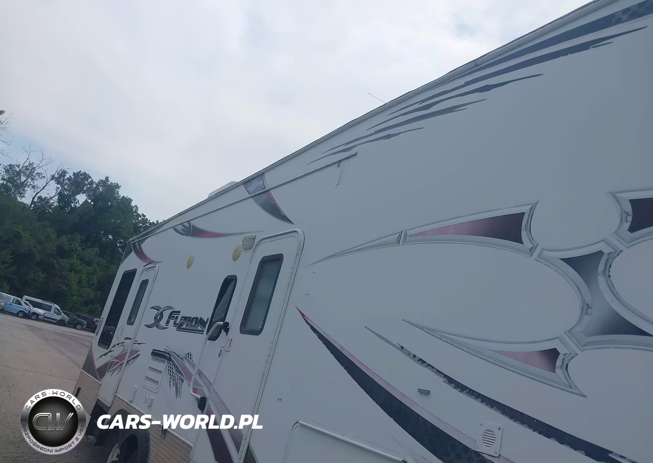 2011 Keystone Fusion VIN:4YDF30226BF810276 - 6
