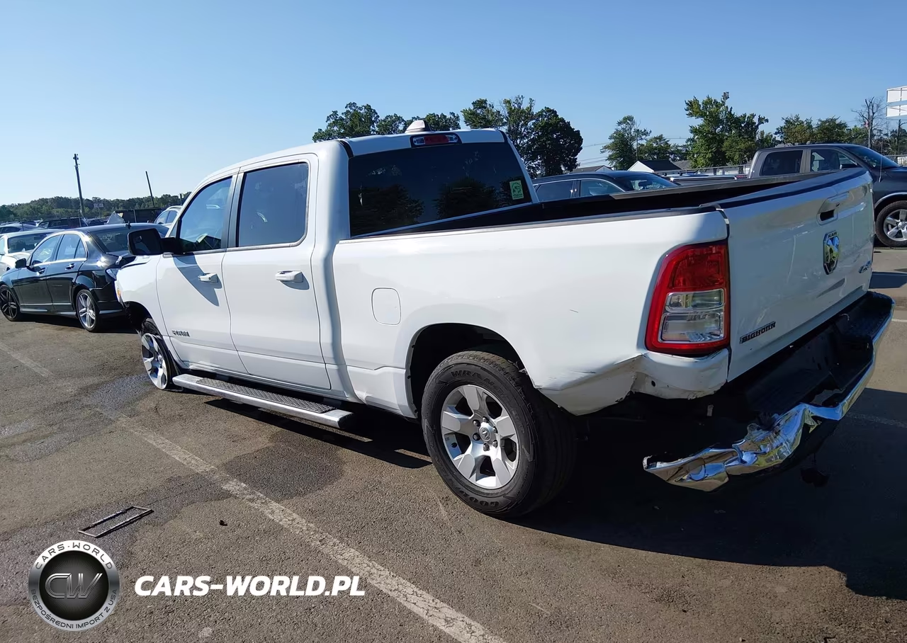 2022 Ram 1500 Big Horn 4X4 6'4 Box VIN:1C6RRFMG2NN379575 - 3