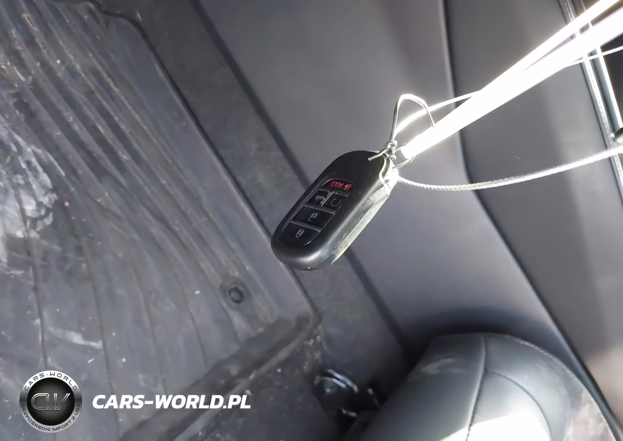 2025 Honda Accord Hybrid Touring VIN:1HGCY2F80SA075696 - 11