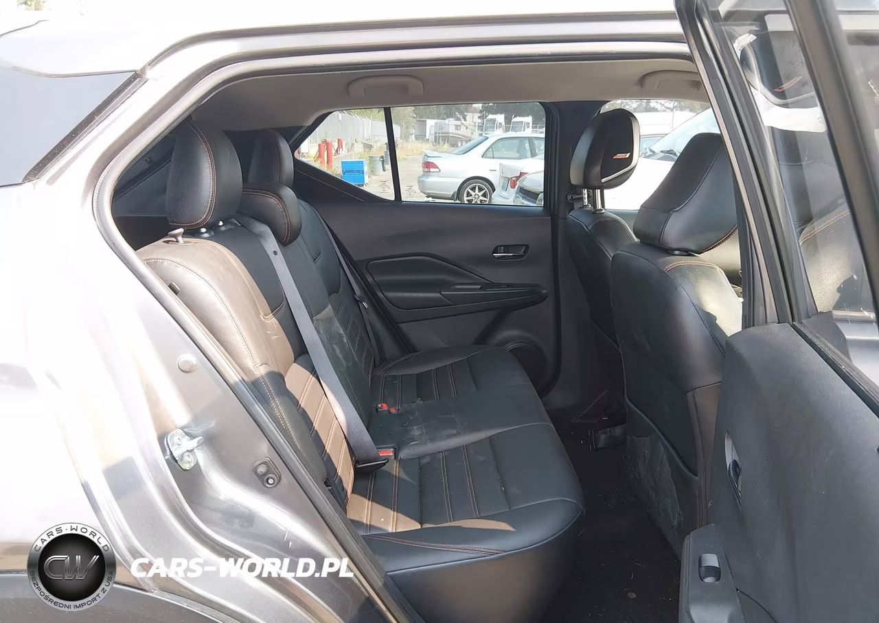 2018 Nissan Kicks Sr VIN:3N1CP5CU1JL511292 - 8