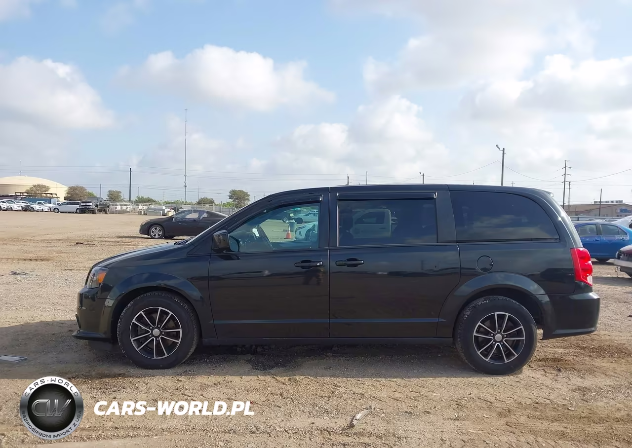 2018 Dodge Grand Caravan Gt VIN:2C4RDGEG0JR281024 - 14