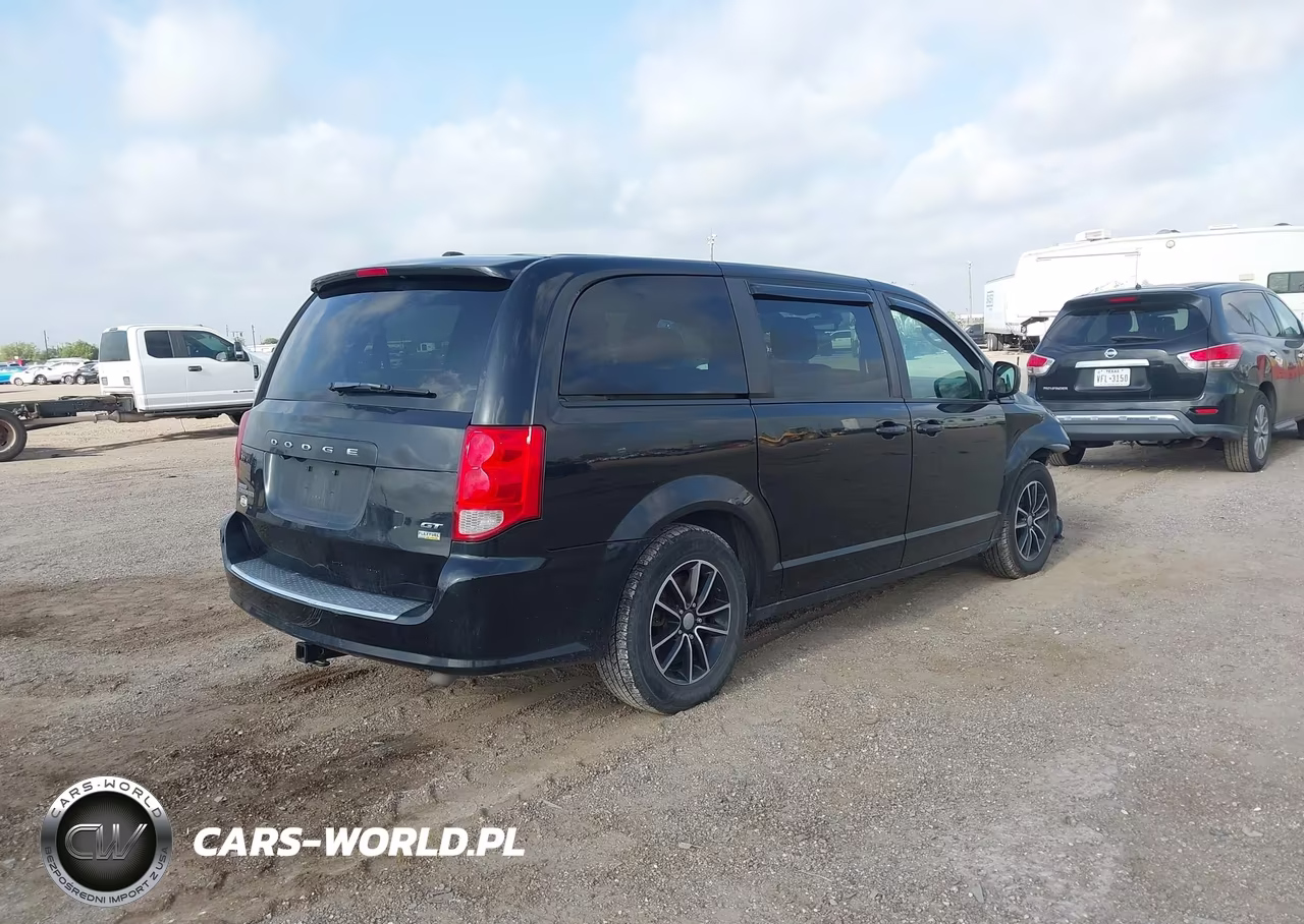 2018 Dodge Grand Caravan Gt VIN:2C4RDGEG0JR281024 - 4
