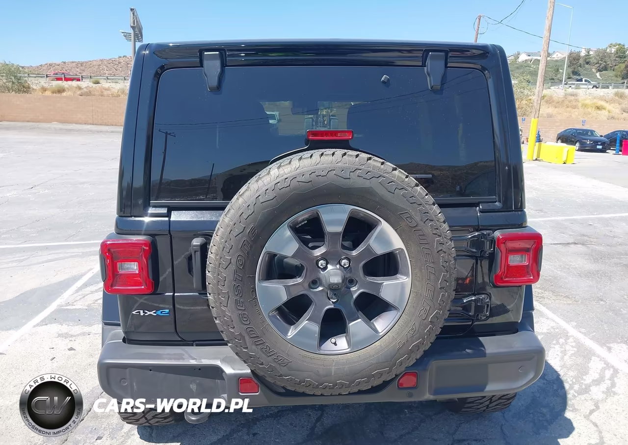 2021 Jeep Wrangler 4Xe Unlimited Sahara 4X4 VIN:1C4JJXP60MW677010 - 16