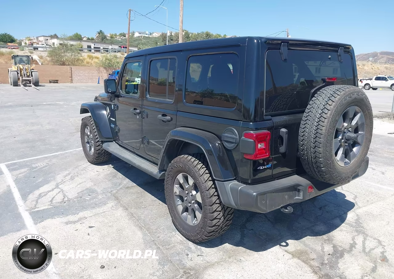 2021 Jeep Wrangler 4Xe Unlimited Sahara 4X4 VIN:1C4JJXP60MW677010 - 3