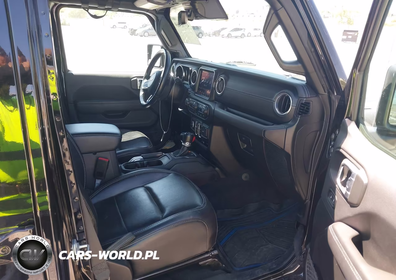 2021 Jeep Wrangler 4Xe Unlimited Sahara 4X4 VIN:1C4JJXP60MW677010 - 5
