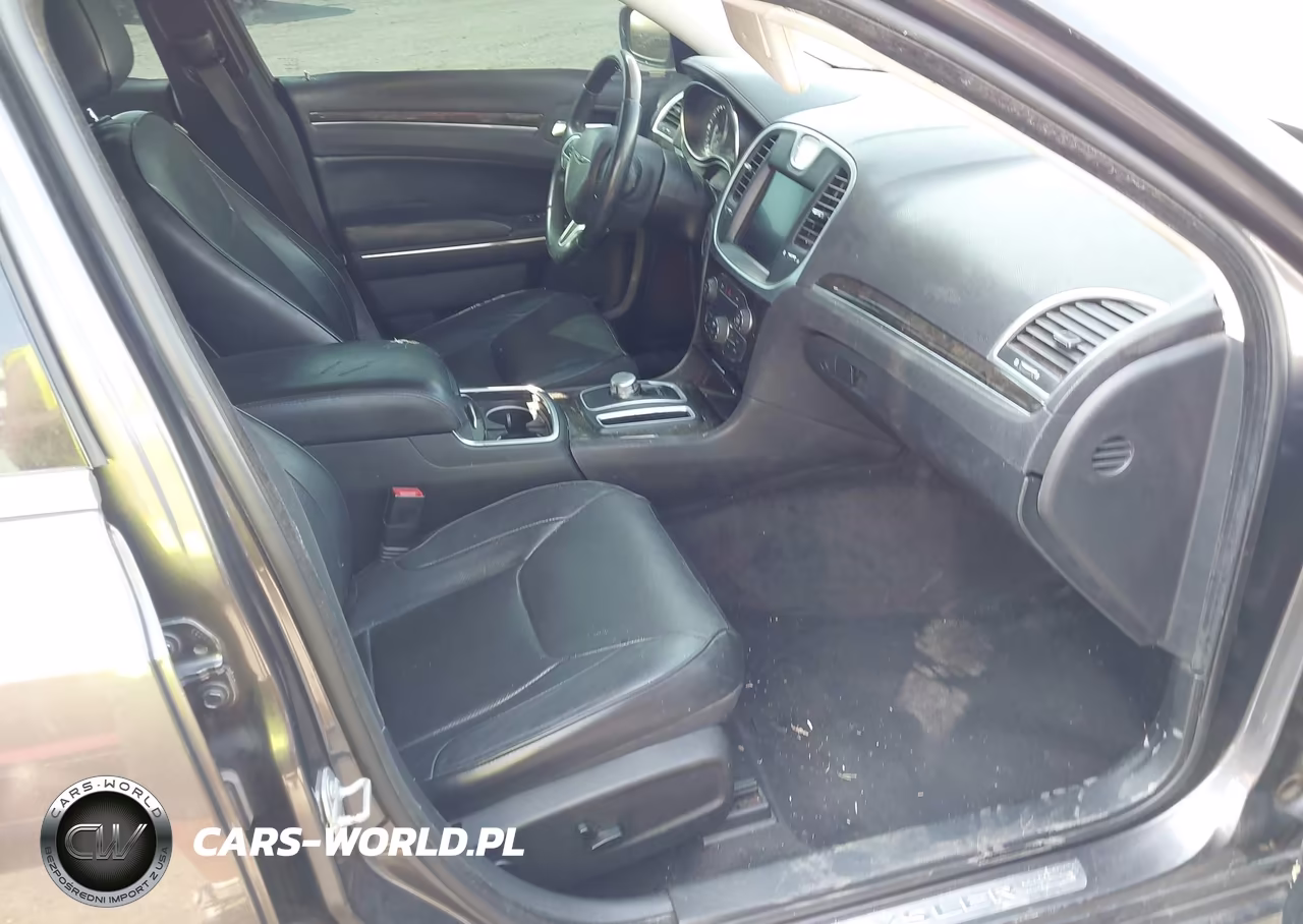 2016 Chrysler 300C VIN:2C3CCAEG0GH197925 - 5