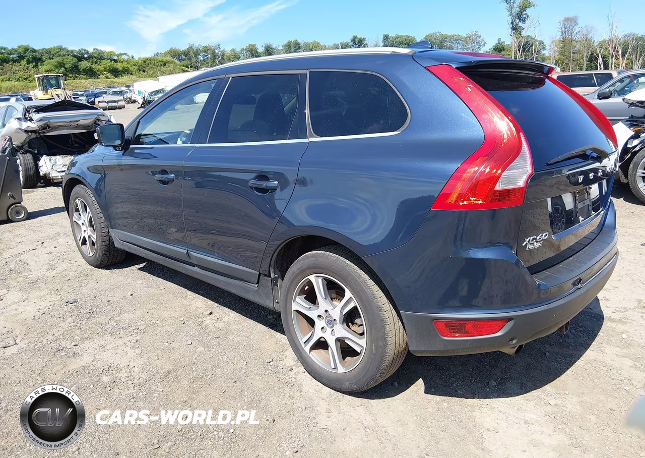 2013 Volvo Xc60 T6 VIN:YV4902DZ8D2388193 - 3