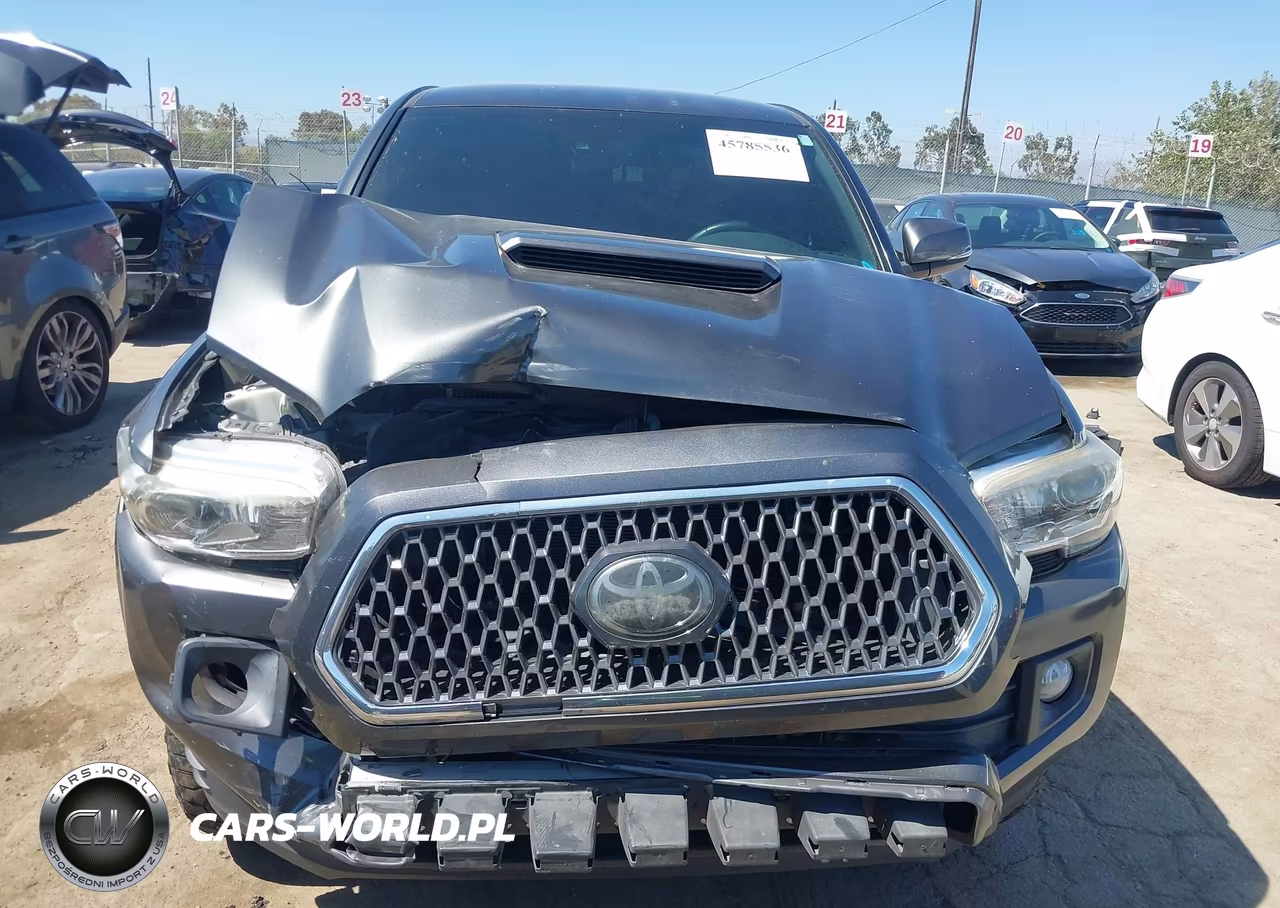 2018 Toyota Tacoma Trd Sport VIN:3TMAZ5CN1JM067008 - 6