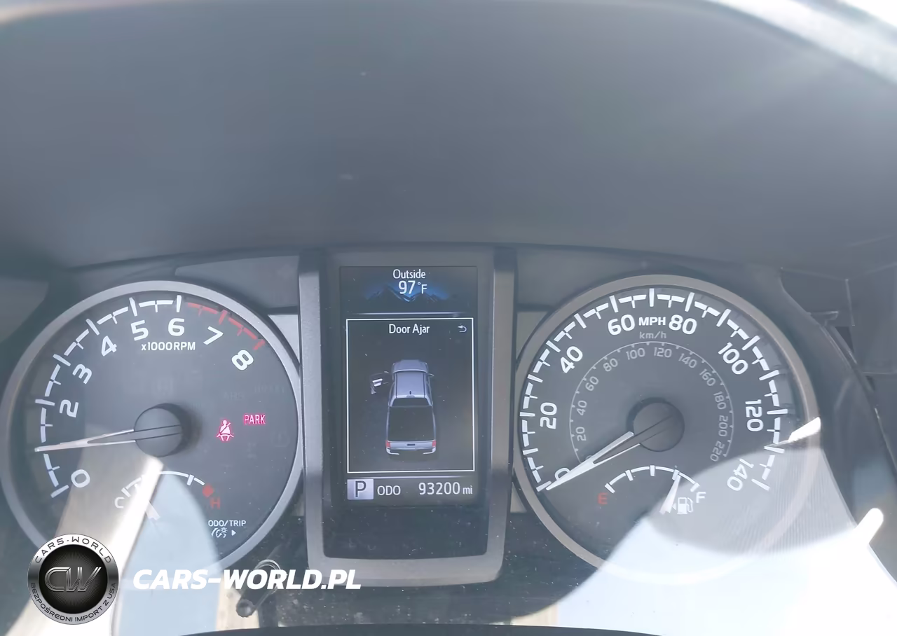 2018 Toyota Tacoma Trd Sport VIN:3TMAZ5CN1JM067008 - 7