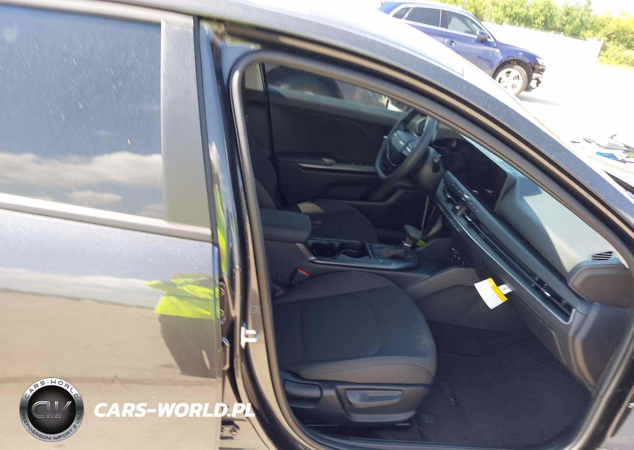 2026 Kia K4 Lx VIN:3KPFT4DE0TE370598 - 5