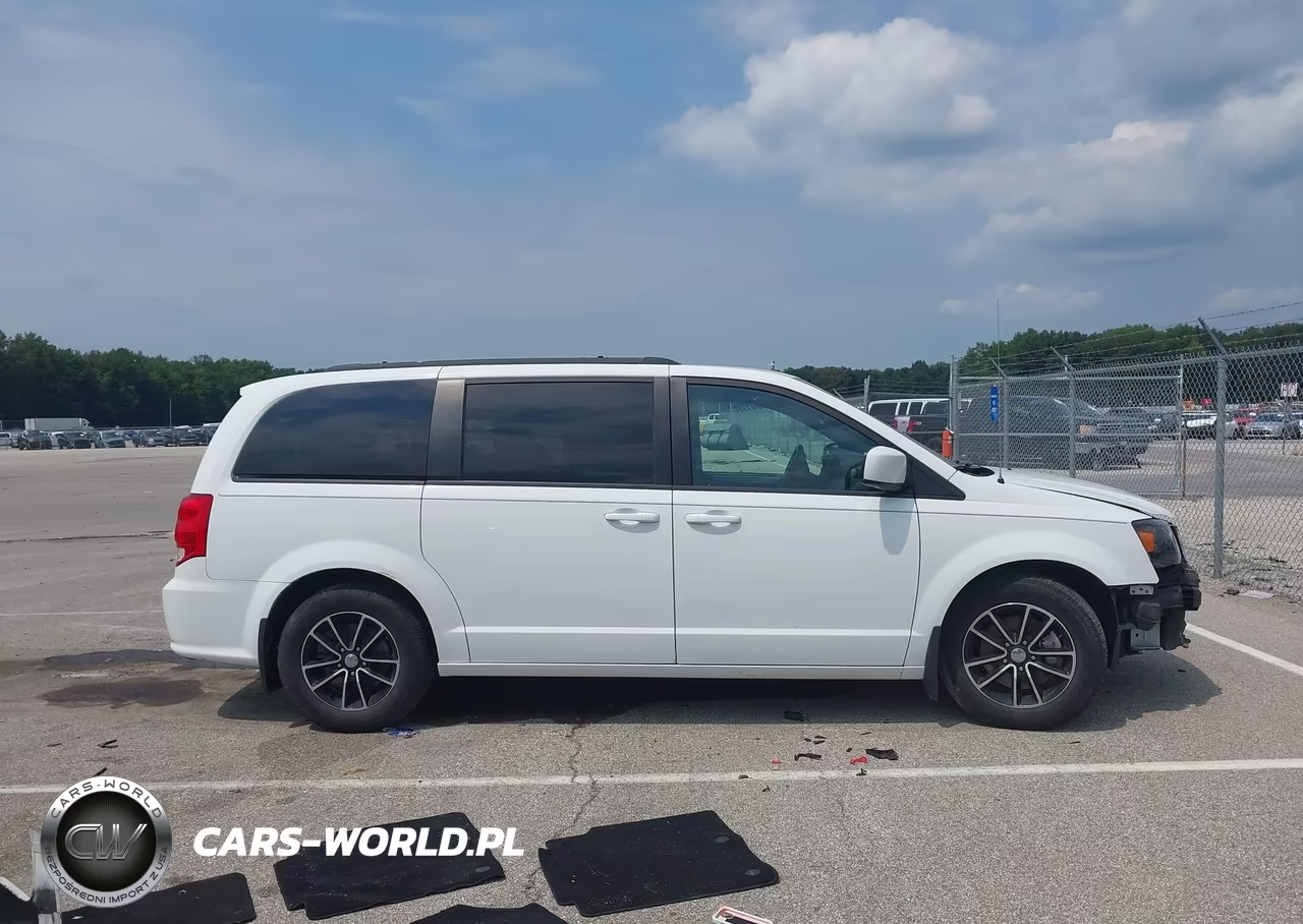 2019 Dodge Grand Caravan Gt VIN:2C4RDGEG4KR520625 - 14