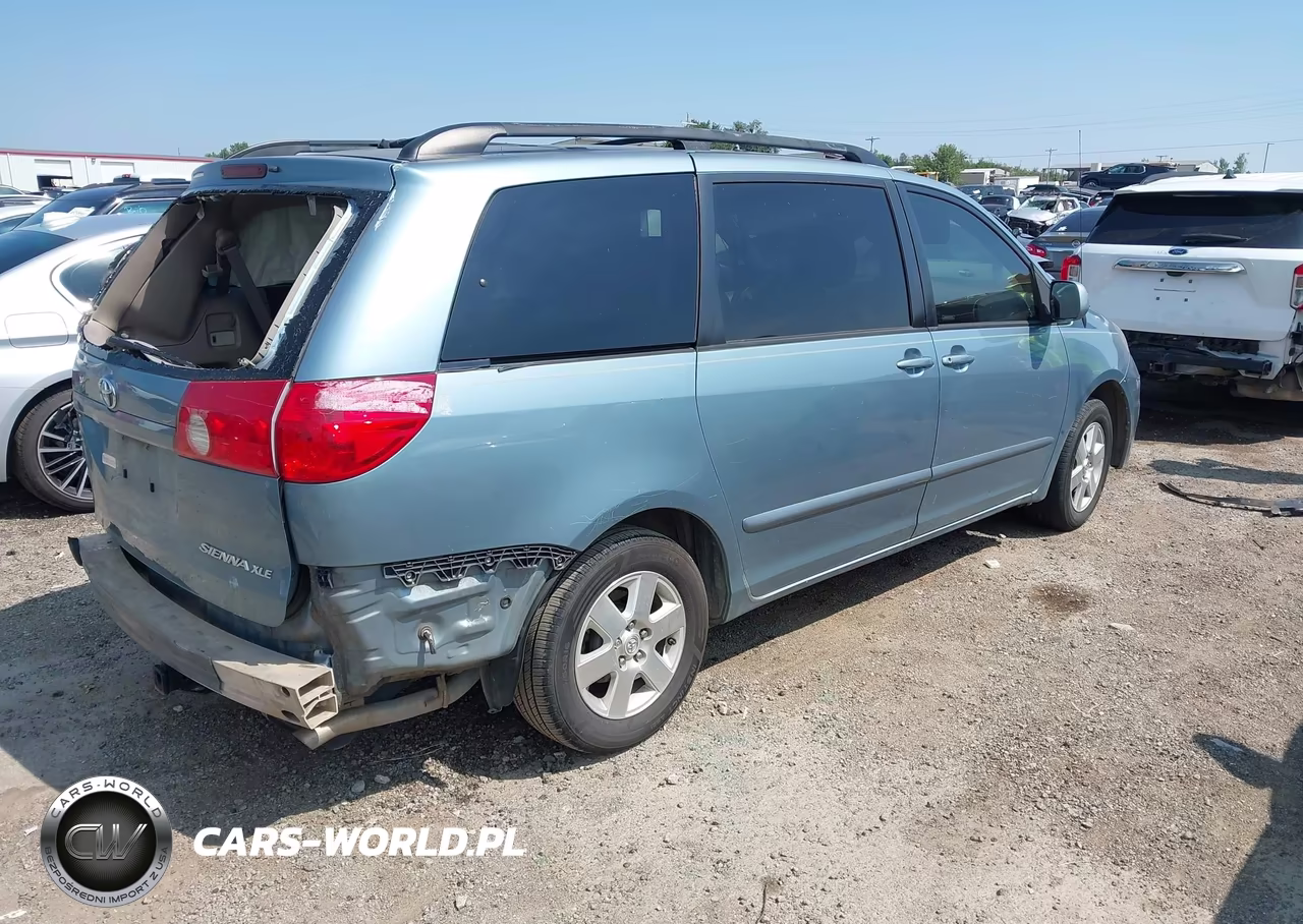 2009 Toyota Sienna Xle VIN:5TDZK22C79S232383 - 4