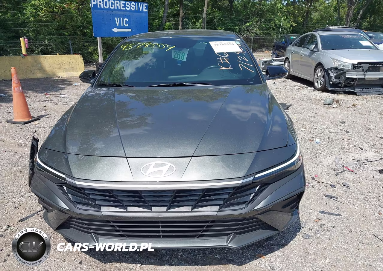 2025 Hyundai Elantra Sel Sport VIN:KMHLM4DG0SU999596 - 12