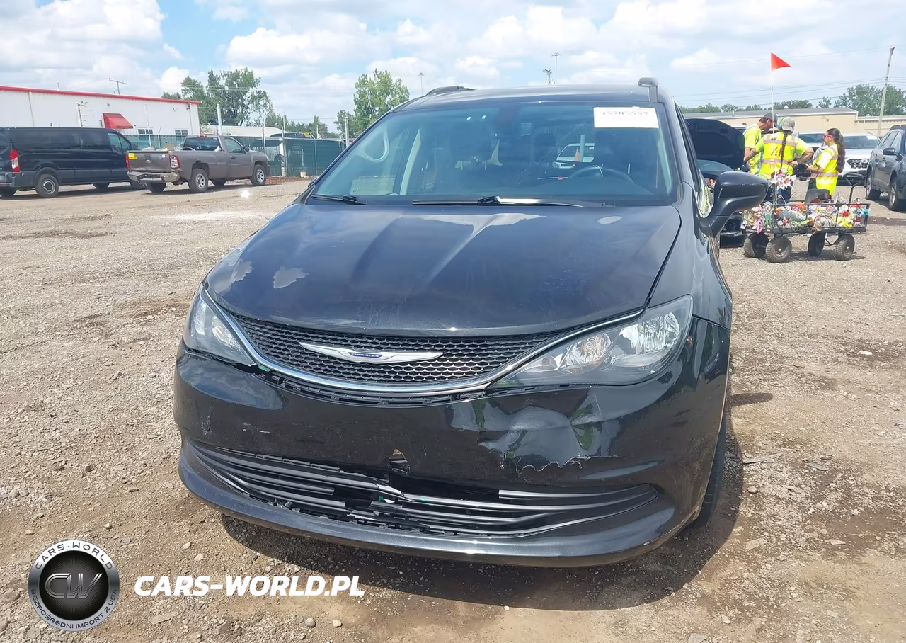 2020 Chrysler Voyager Lxi VIN:2C4RC1DG7LR262524 - 12
