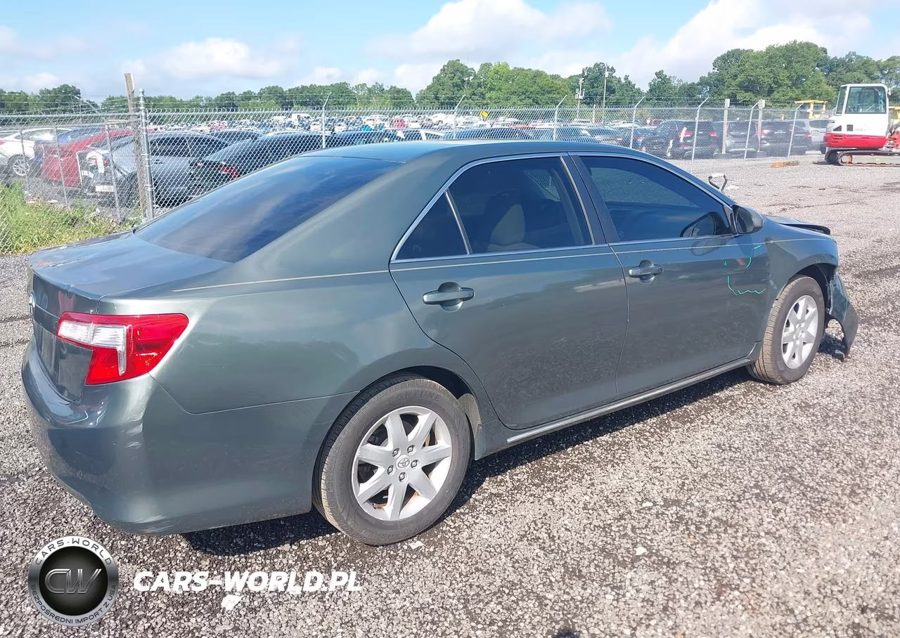 2012 Toyota Camry Le VIN:4T1BF1FK4CU569092 - 4