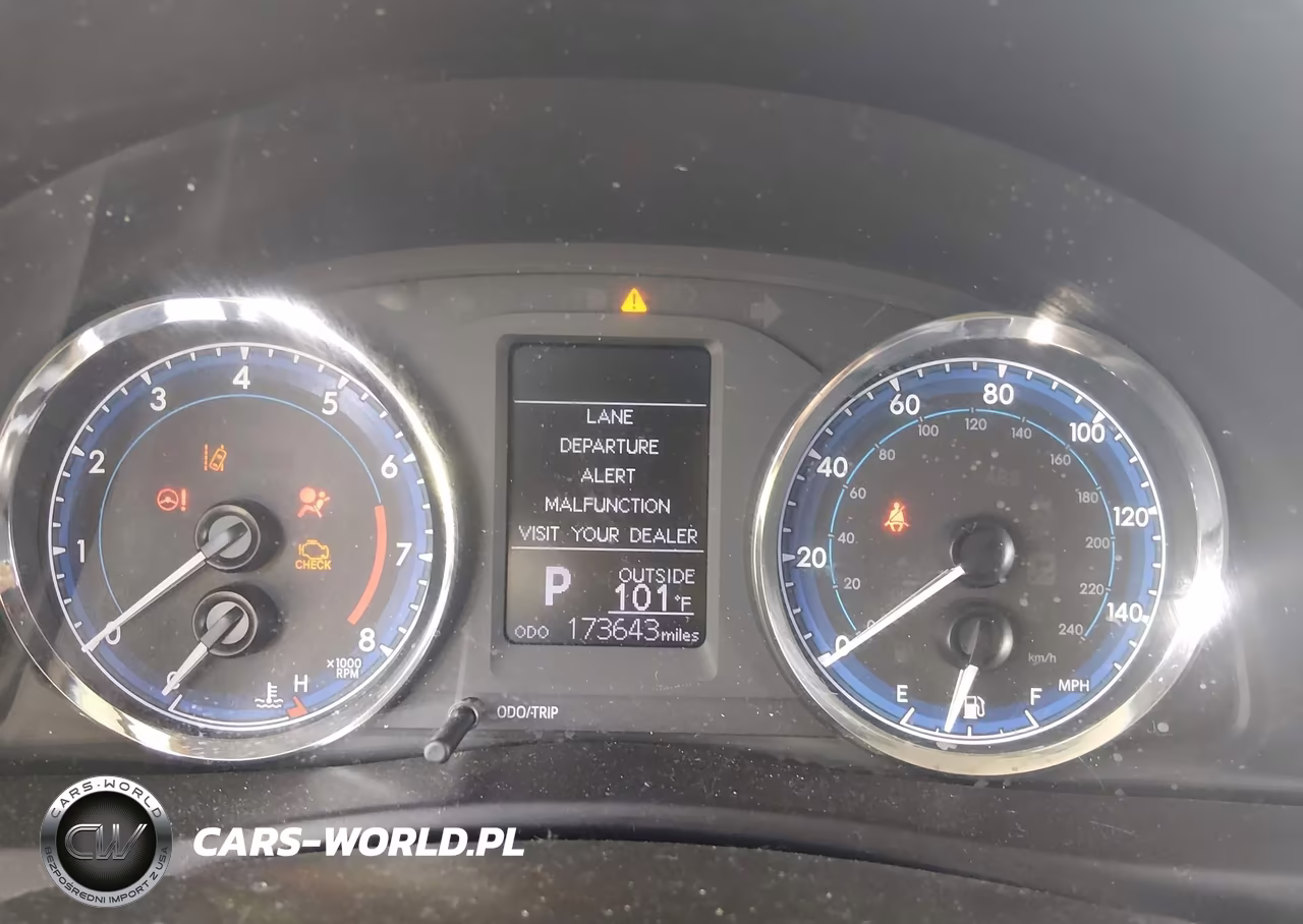 2019 Toyota Corolla Le VIN:5YFBURHE1KP876151 - 7