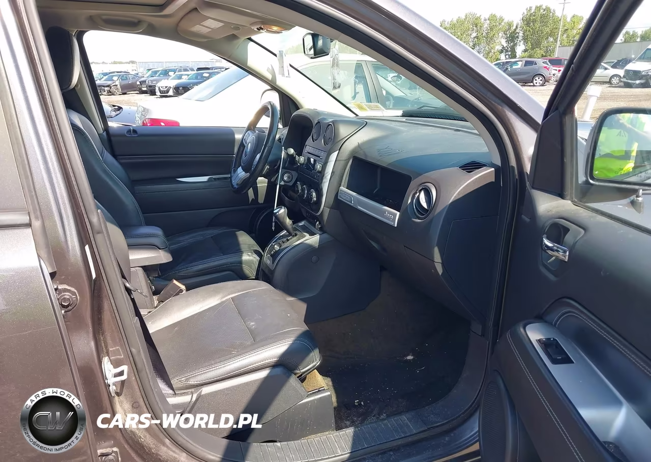 2017 Jeep Compass High Altitude VIN:1C4NJDEB9HD126513 - 5