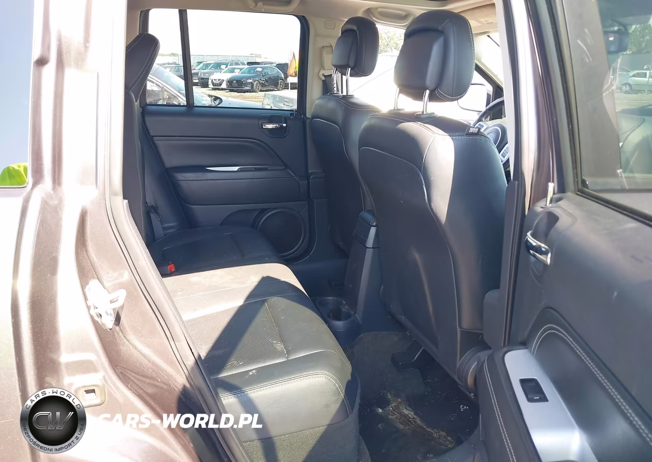 2017 Jeep Compass High Altitude VIN:1C4NJDEB9HD126513 - 8