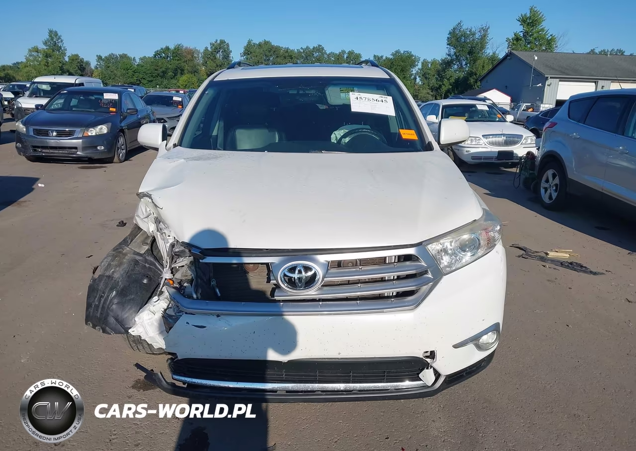 2013 Toyota Highlander Se V6 VIN:5TDBK3EHXDS273100 - 13