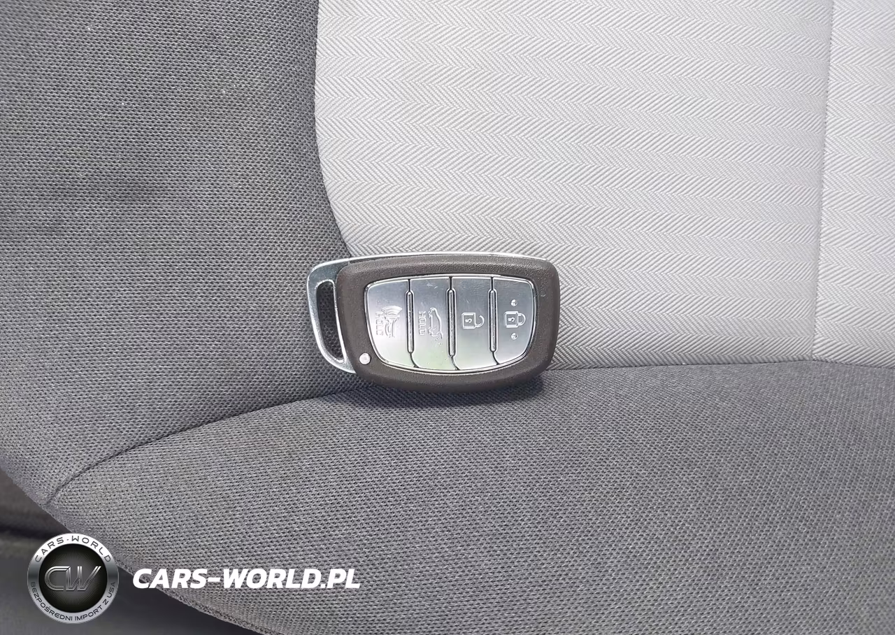 2020 Hyundai Ioniq Hybrid Blue VIN:KMHC65LC4LU219485 - 11