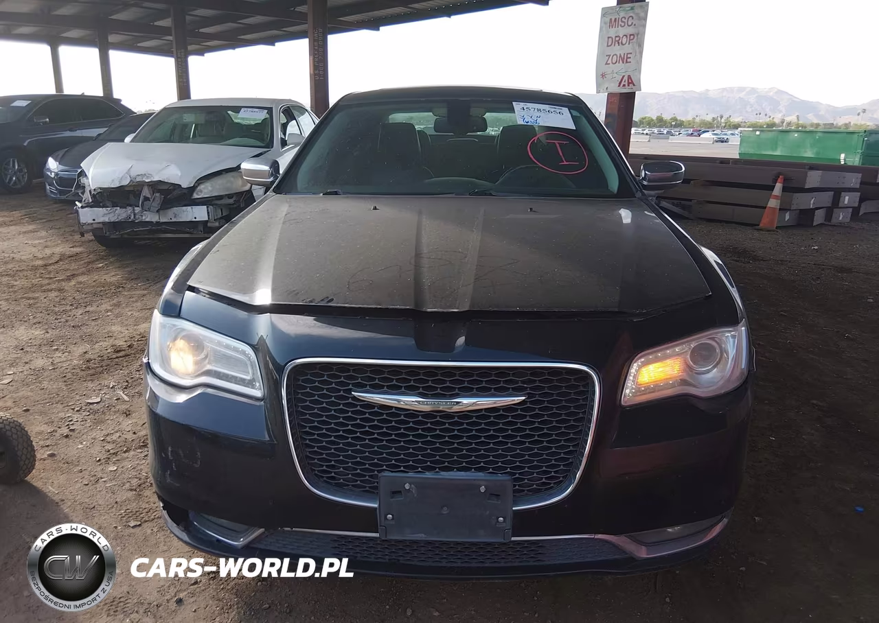 2015 Chrysler 300C VIN:2C3CCAEGXFH807604 - 6