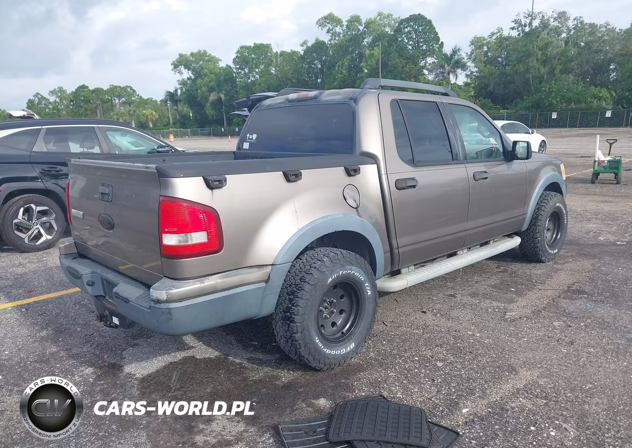 2007 Ford Explorer Sport Trac Xlt VIN:1FMEU31K17UA05444 - 4