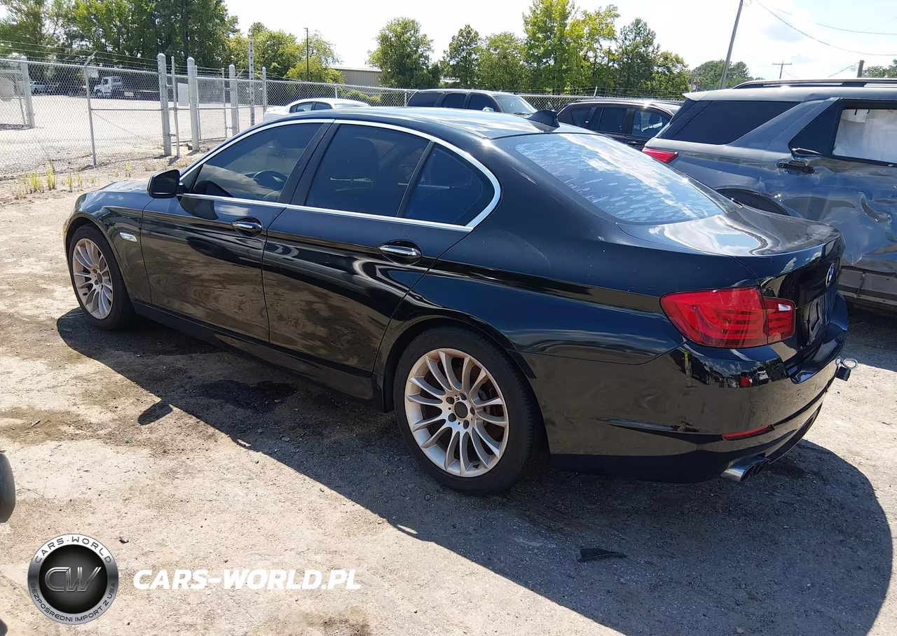 2013 BMW 528I xDrive VIN:WBAXH5C55DD114910 - 3